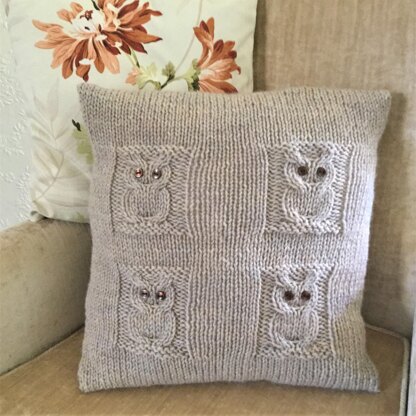 4 Owls Cushion