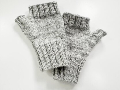 "Mats" Men’s Wrist Warmers
