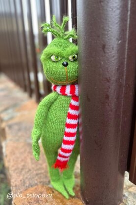 Grinch knitting pattern Knitting pattern by WorldCountryToys | LoveCrafts