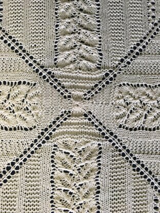 Square the Circle baby blanket