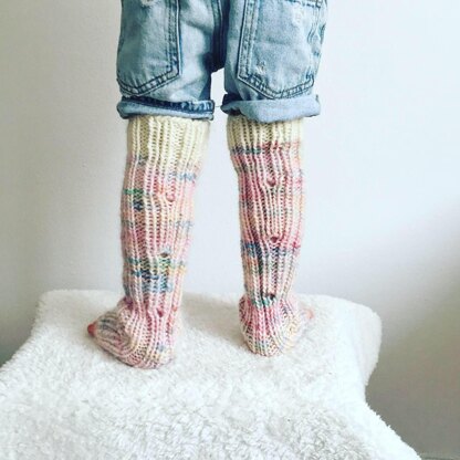 MAYA legwarmers coolkids