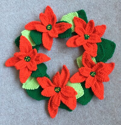 Poinsettia Christmas Wreath