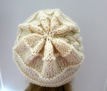 Brie An Easy Cable Hat