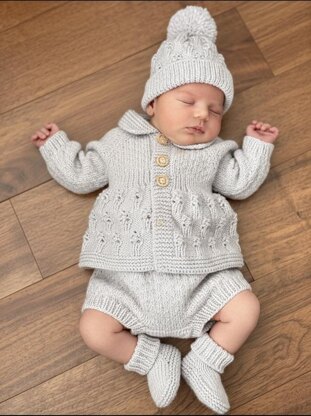 'Blueberry' 5 Piece set - Premature to 24 Months