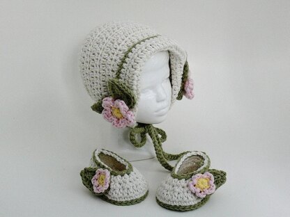 Baby Girl's Bonnet and Slippers