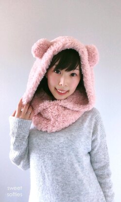 Fluffy Hooded Bear Cowl