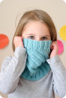 The Graham Twist Cowl