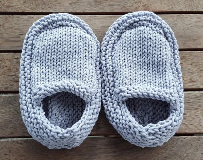 Saxon - chunky family slippers