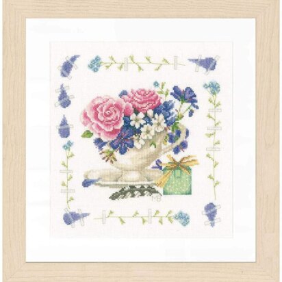 Lanarte Bouquet of Roses Cross Stitch Kit - PN-0170950