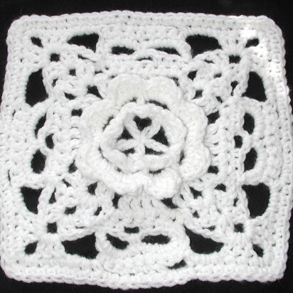 Ring Around the Rosie Creepy Granny Afghan Square