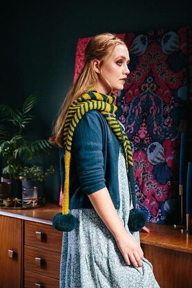 Folklore Pom Pom Scarf