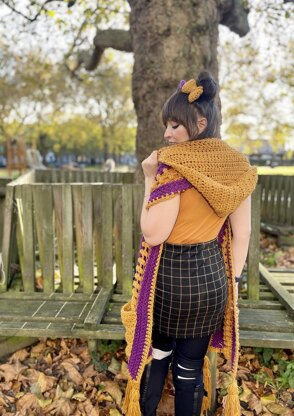 The Hood and Shoulders Pocket Shawl