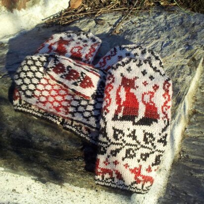 Fox Crossing Mittens