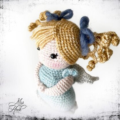 Little Miss Hope, amigurumi doll crochet pattern