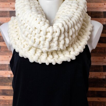 Squishy Super Chunky Cowl