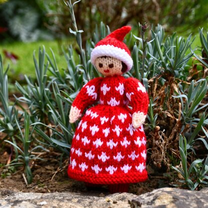Anneke - Christmas Elf Folk Doll Knitting Pattern.