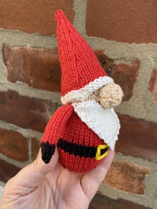 Christmas Gonk knitting pattern