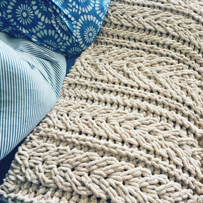 Staghorn Cable Blanket