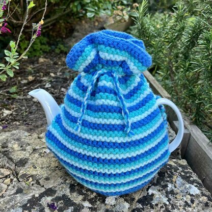 Ocean Blue 4 Cup Teapot Cosy Knitting Pattern