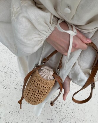 Village Raffia Mini Bag Crochet Pattern, Cellphone Bucket Bag Step-by-Step Video Tutorial