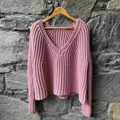 Matilda V-neck brioche sweater