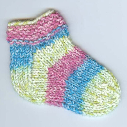 Kids Slipper Socks in Plymouth Encore Worsted Colorspun - F228