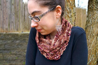 Mocha Berry Cowl