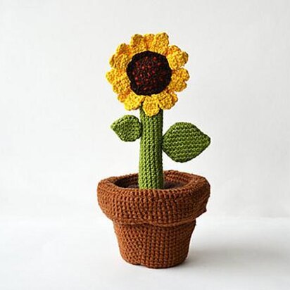 Sunflower in Pot Amigurumi Crochet Pattern