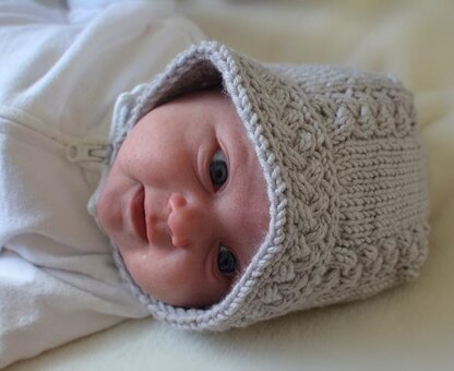 Cable Baby Bonnet