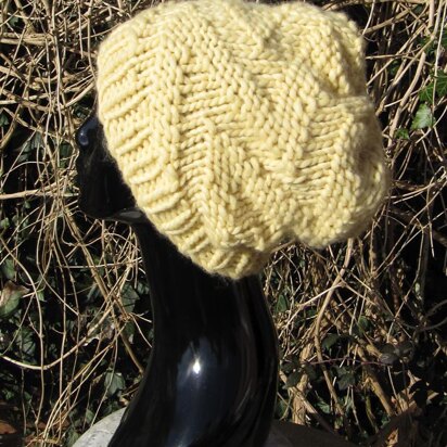 Superfast Zig Zag Slouch Hat