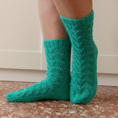 Joy Socks - knitting pattern