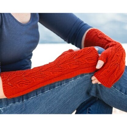 715 Olivenhain Fingerless Mitts - Wristwarmers Knitting Pattern for Women in Valley Yarns Huntington