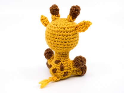 Mini Giraffe Crochet Pattern