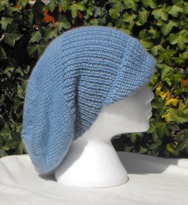 PEAK SLOUCH BEANIE HAT KNITTING PATTERN - MADMONKEYKNITS