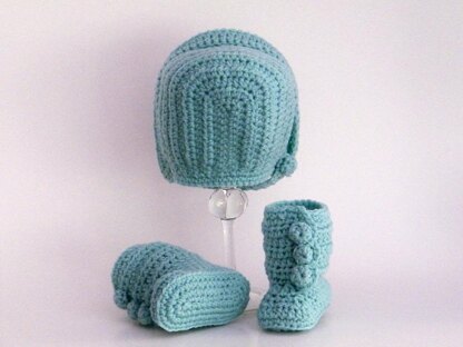Baby Bonnet and Booties