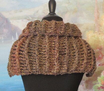 Easy Squeezy Button Cowl