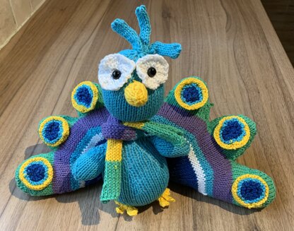 Peacock in Deramores Studio Baby Soft DK Acrylic - Downloadable PDF