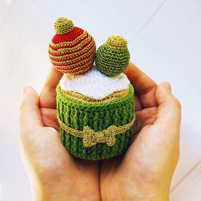 Christmas ornament, crochet Christmas decor