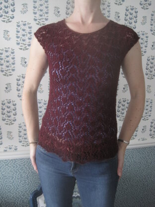 Ruby Lace Top (Cap Sleeved)
