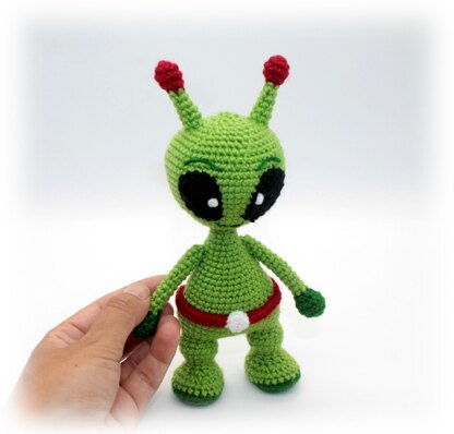 Green Alien Crochet Pattern