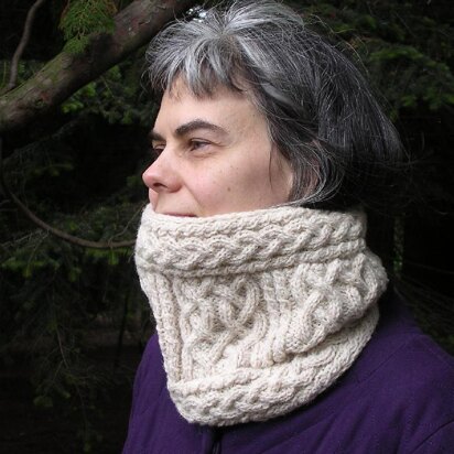 Iona Cowl