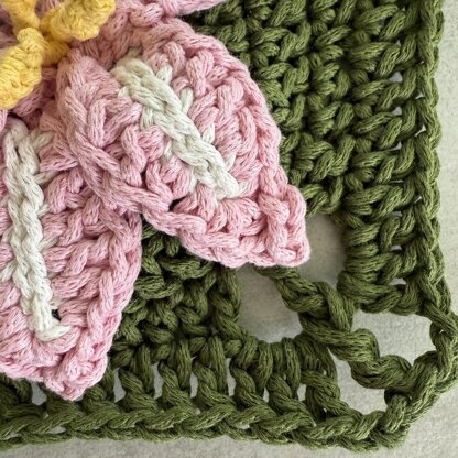 Amaryllis Belladonna Flower Granny Square