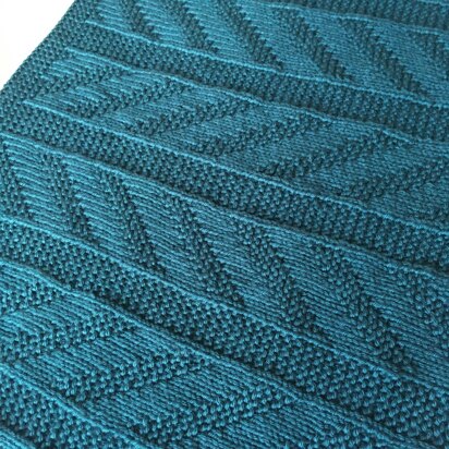 Zig Zag Split Blanket, Knitting Pattern - knitting pattern