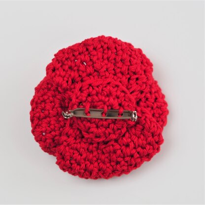 Crochet Poppy brooch / pin /decoration