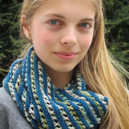 Belle Linee Cowl