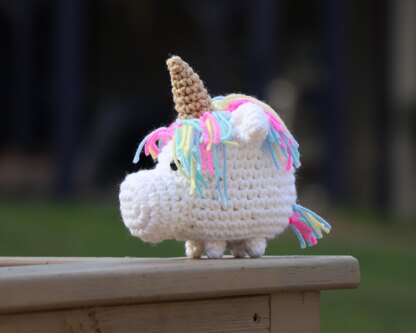 Mini Unicorn Amigurumi