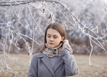 Elegant Rose Neck Warmer Scarf Crochet pattern by Valerie Baber