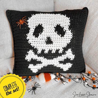 Halloween Skull Pillow