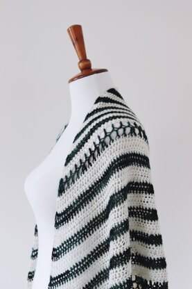 Promenade Shawl by Toni Lipsey - Shawl Crochet Pattern For Women in The Yarn Collective
