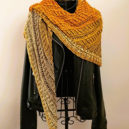 Flat Triangular Scarf "Ione"